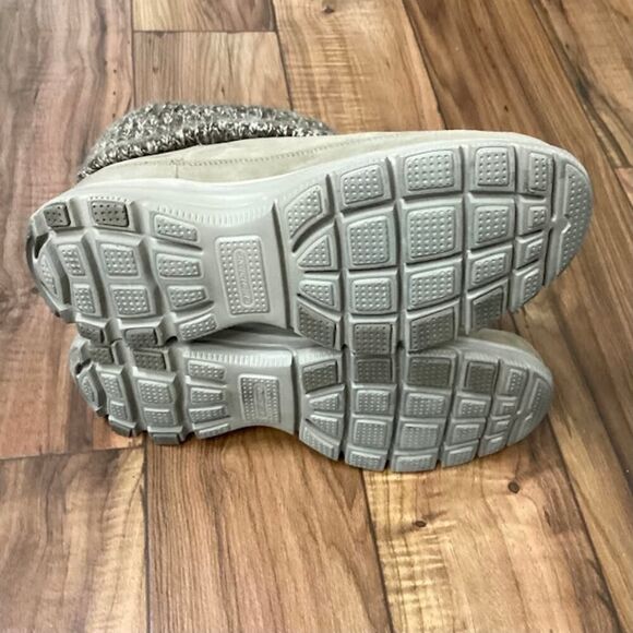 Skechers Relaxed Fit Easy Going Heighten in Natural Size 11 - Picture 8 of 10